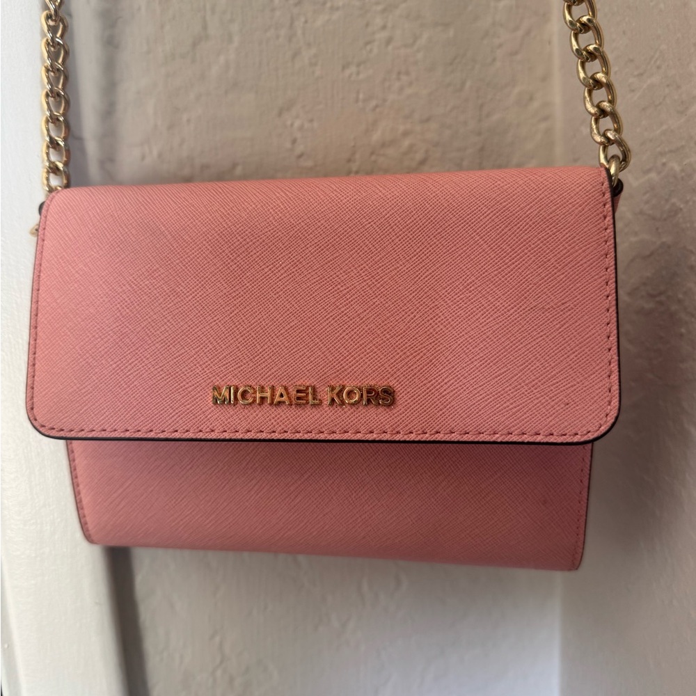 Michael Kors Blush Crossbody Bag with Gold Chain